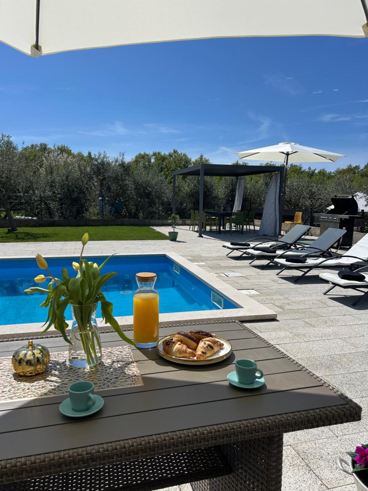 Villa Casa Storija Novigrad Istria Kültér fotó